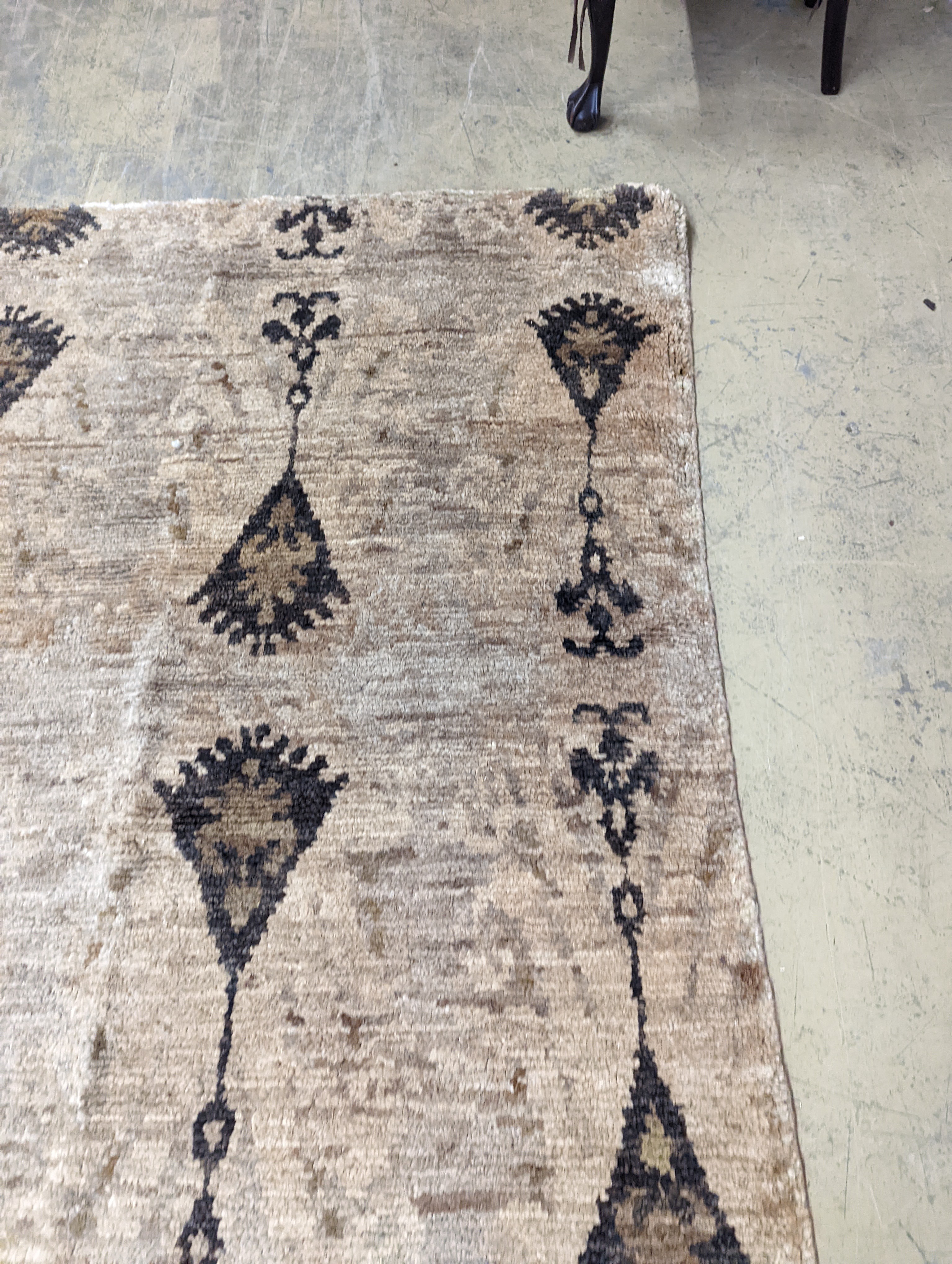 A contemporary Ikat design Jute carpet, 300 x 240cm
